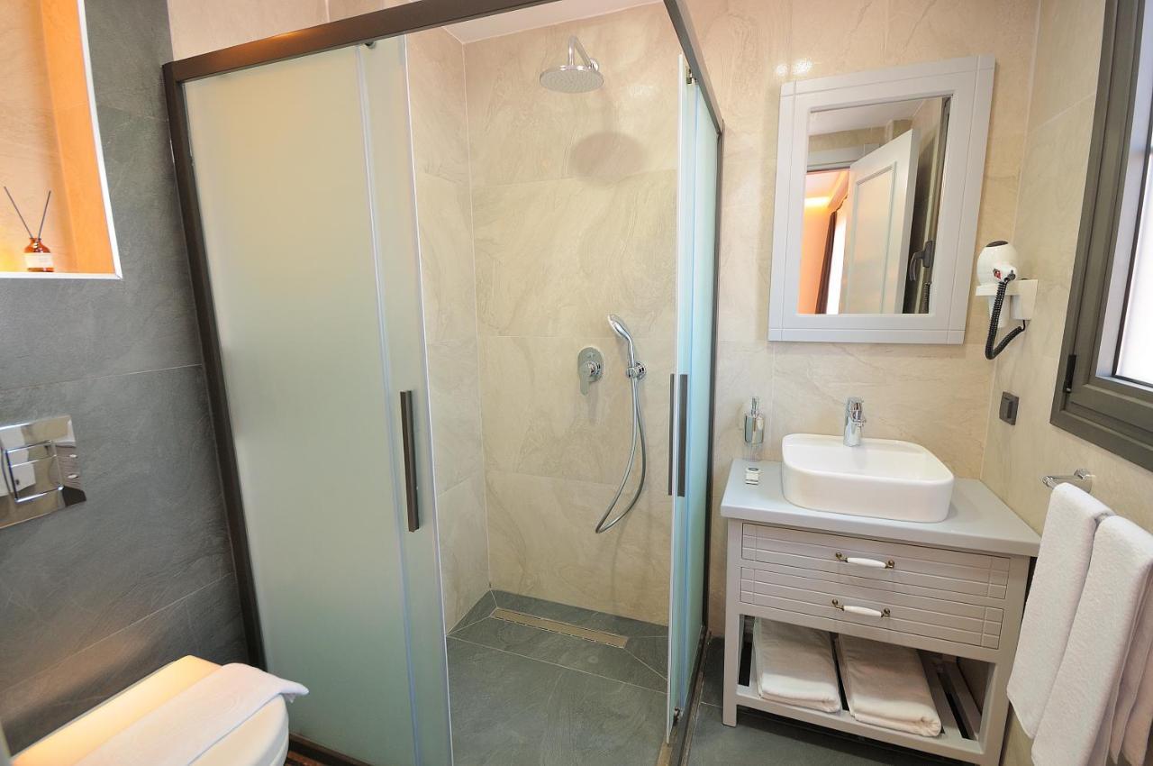 Horasan Hotel Çeşme Esterno foto